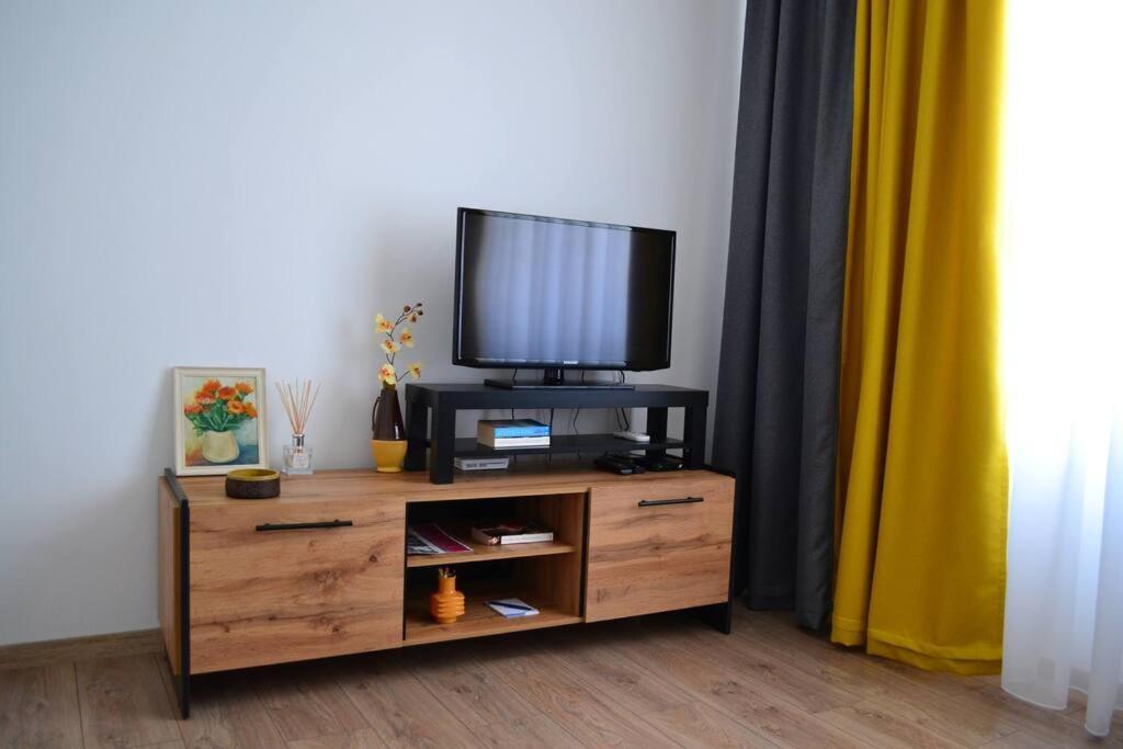 Modern City Center 2 Bedroom Apartment Sofia Eksteriør billede